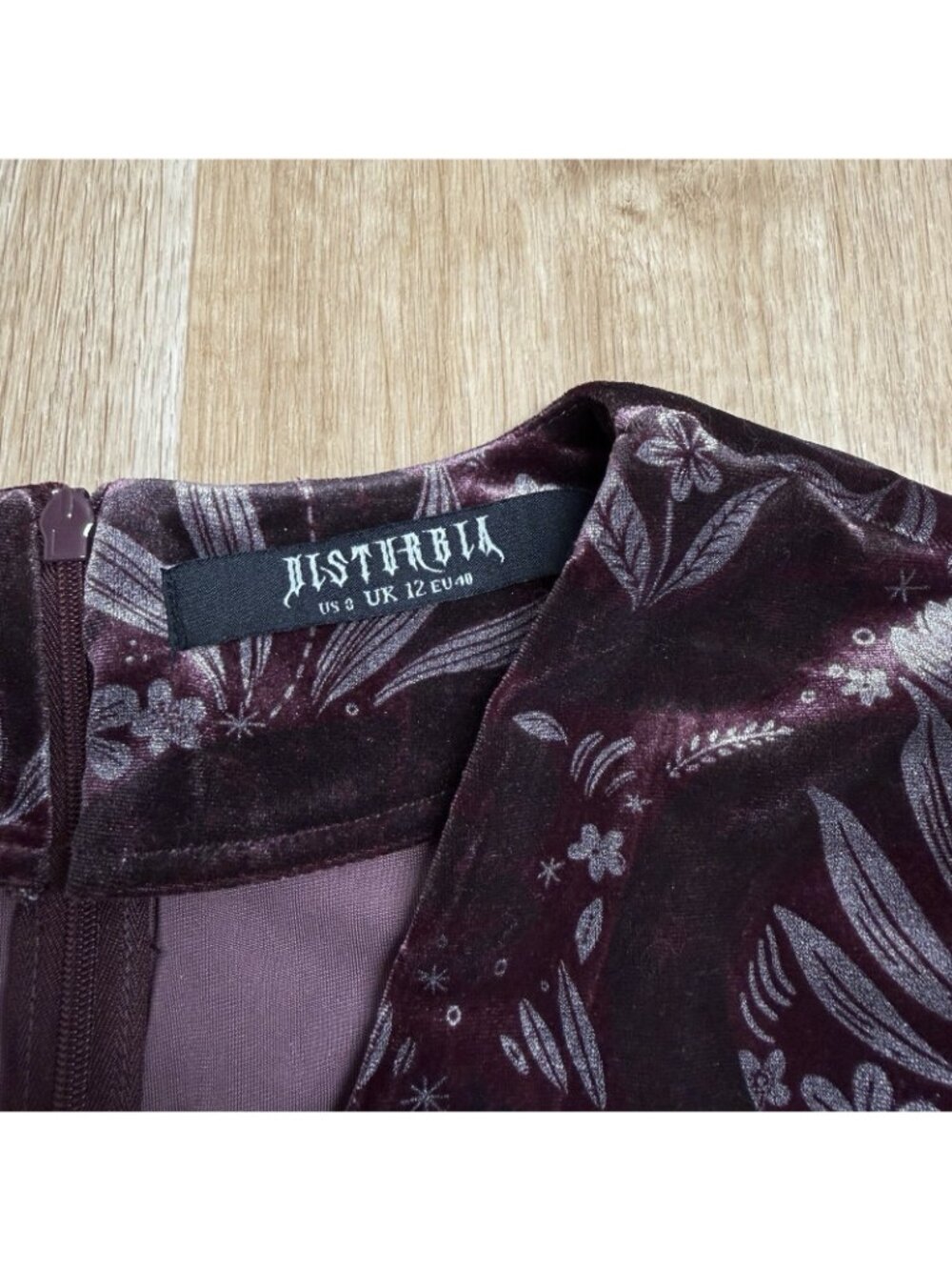 DISTURBIA VELOUR JUMPSUIT SNAKE FOIL FLORAL PRINT SIZE 8 WHIMSIGOTH POCKETS - Picture 6 of 12